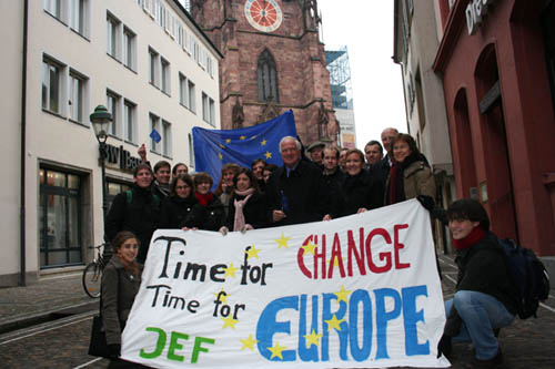 Junge Europäische Föderalisten mit Karl von Wogau Junge Europäische Föderalisten mit Karl von Wogau