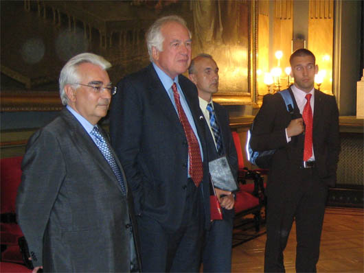 Karl von Wogau mit Delegation der Kangaroo Group des Europäischen Parlamentes im Spanischen Senat in Madrid Karl von Wogau mit Delegation der Kangaroo Group des Europäischen Parlamentes im Spanischen Senat in Madrid